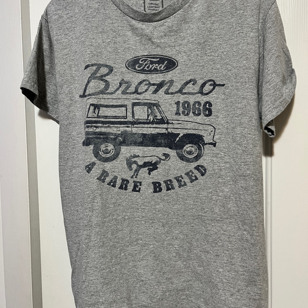 Ford Bronco 1986 Gray Tee